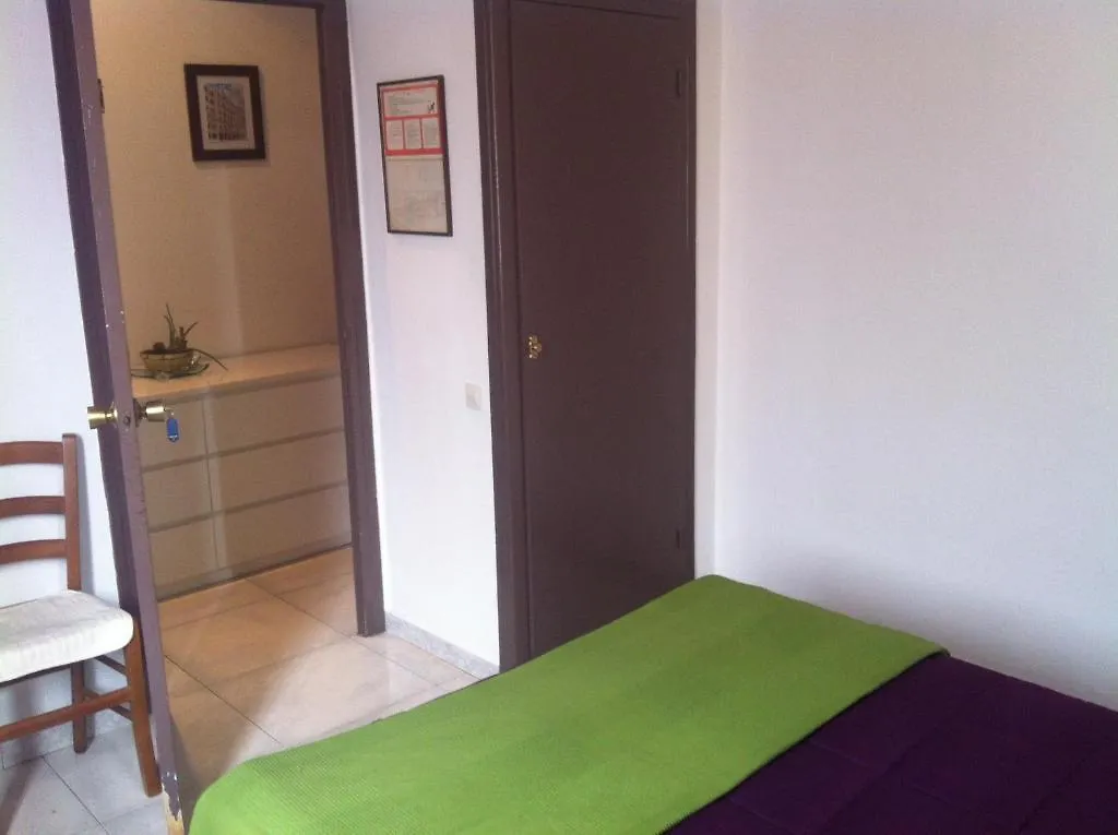 Pension Aris Barcelona 0*,  Spain
